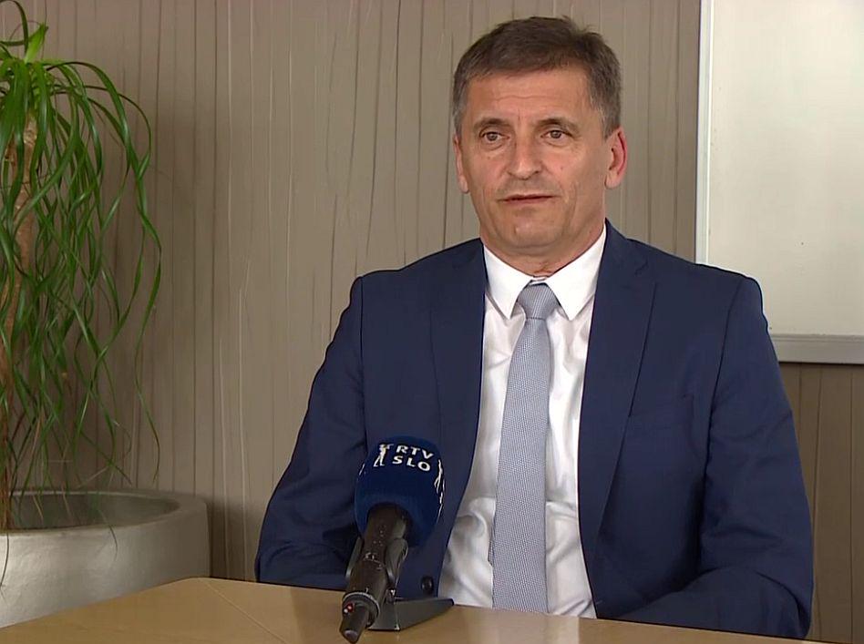 Košak succeeded Cvetko Sršen, who at the beginning of the month agreed with the supervisors to terminate his mandate. Photo: Television Slovenia, screen capture