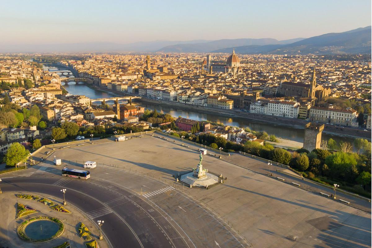 Dirka po Franciji naj bi se leta 2024 začela v Firencah. Foto: EPA