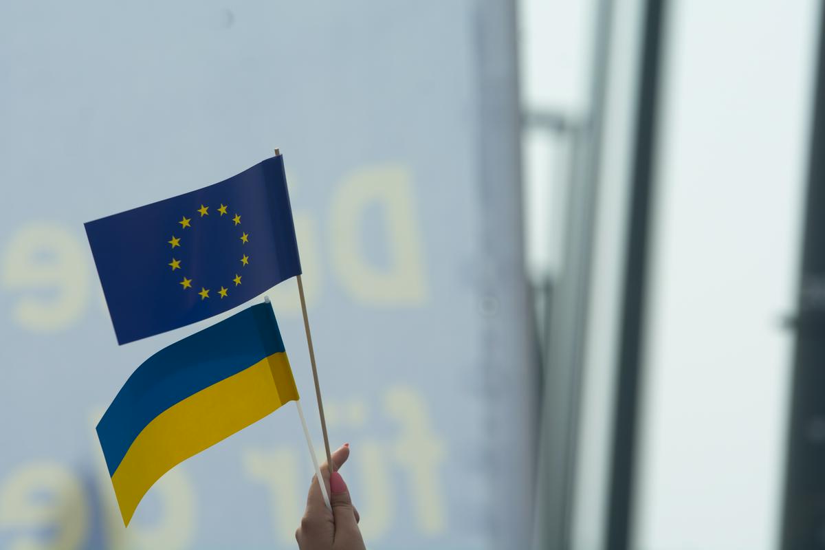 Od začetka vojne se je skupna evropska podpora Ukrajini in njenim prebivalcem povzpela na približno 70 milijard evrov. Foto: Reuters