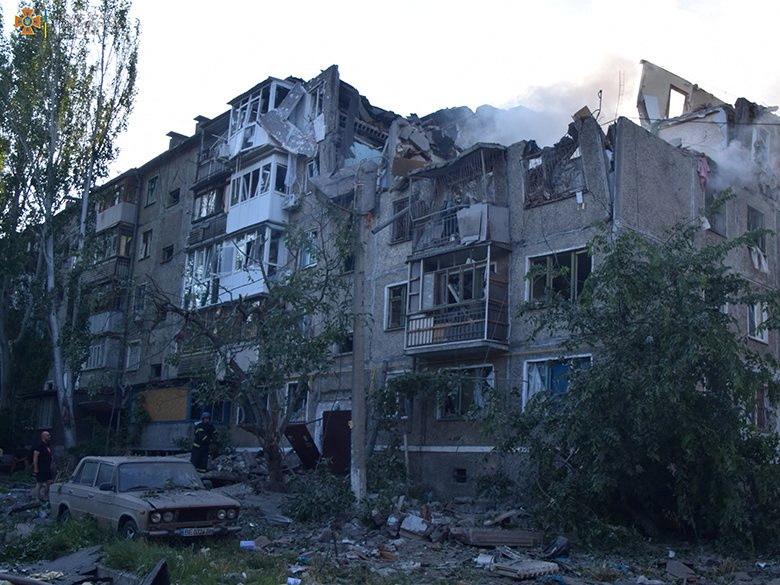 Uničenje v Mikolajivu. Foto: Reuters