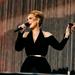 Adele preplavila čustva na prvem koncertu po petih letih