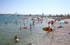 Zaradi zmanjšanja količin pitne vode na Obali zaprte prhe na plažah in prepovedano polnjenje bazenov