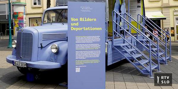 Nach der Affäre auf der Documenta 15 veranstaltet die deutsche Stadt Kassel eine Ausstellung, die auf Antisemitismus aufmerksam macht