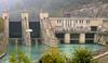 Zaradi nizkega vodostaja Soče ustavili hidroelektrarno Solkan, struga ponekod popolnoma suha