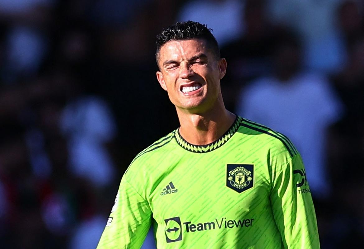 Cristiano Ronaldo si želi še pred koncem prestopnega roka zapustiti rdeče vrage. Foto: Reuters