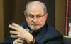 Salman Rushdie v bolnišnici že govoril s preiskovalci napada