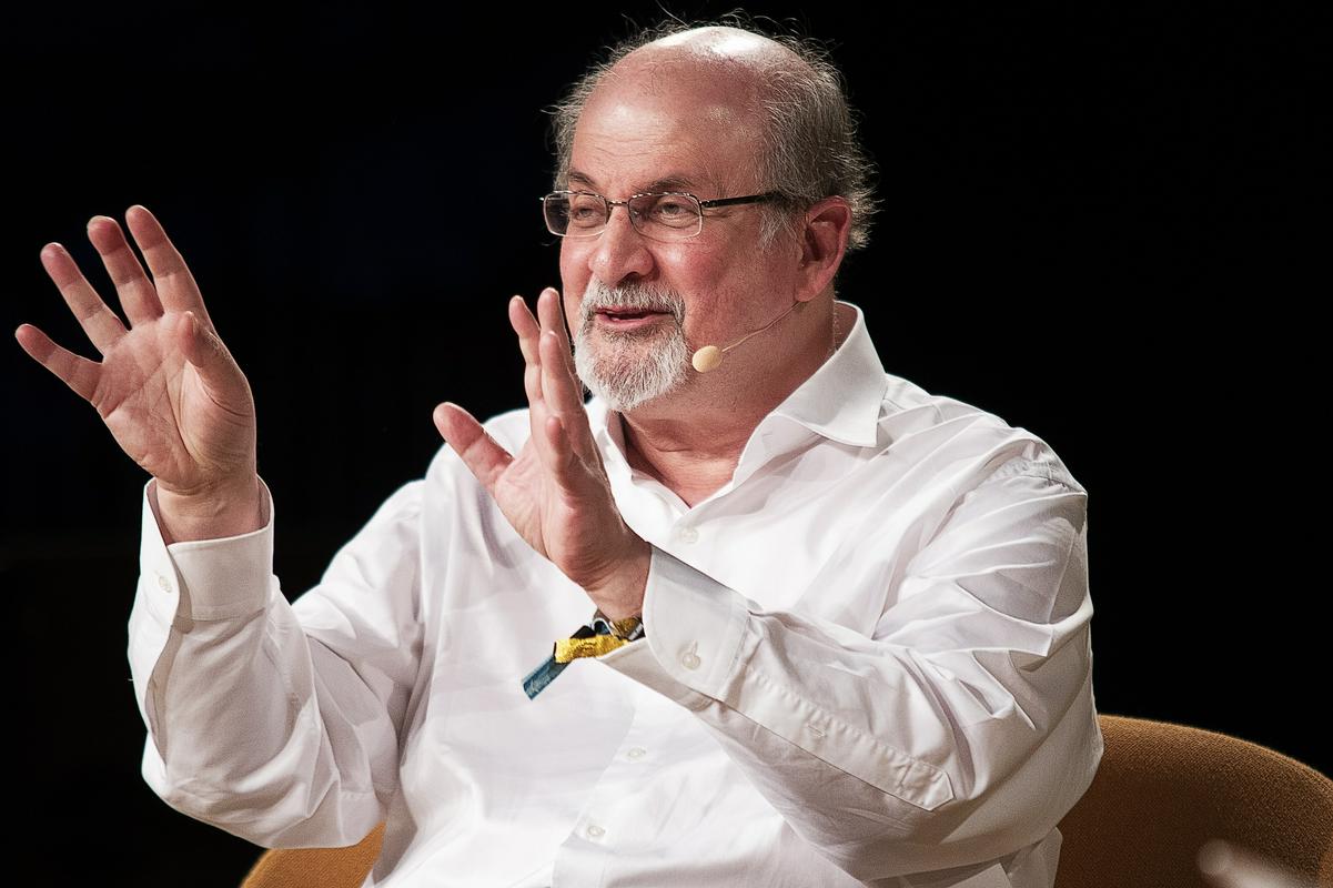 Rushdie je objavil več kot 20 leposlovnih, strokovnih in drugih del. Foto: EPA