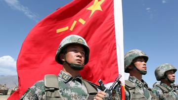 Na vojaških vajah v Rusiji bo sodelovala tudi Kitajska 