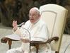 Papež Frančišek zavrnil preiskavo kardinala, ki se mu očitajo spolni napadi na pripravnico