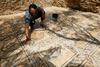 Palestinski kmet v Gazi po naključju odkril talni mozaik iz bizantinskega obdobja