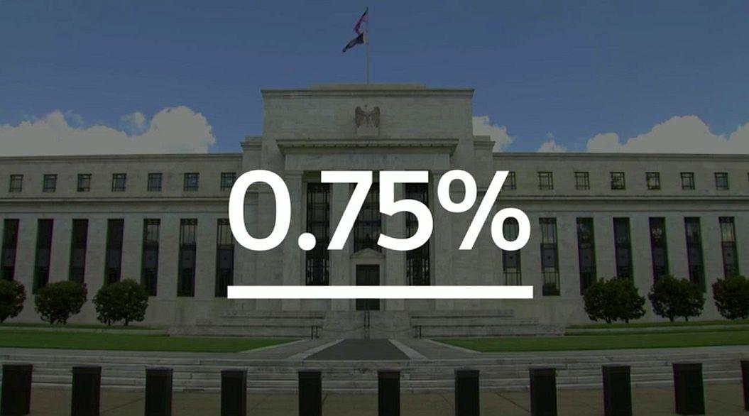 Fed je na začetku novembra še četrtič zapored obrestno mero Fed funds zvišal za 0,75 odstotne točke, na raven od 3,75 do 4,0 odstotka. Sočasno Fed tudi znižuje bilančno vsoto, ki se je zdaj od aprilskega rekorda znižala za 0,289 bilijona dolarjev. Foto: Reuters