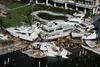 Orkan Ian na Floridi vzel vsaj deset življenj. Izredne razmere zdaj v Južni Karolini.