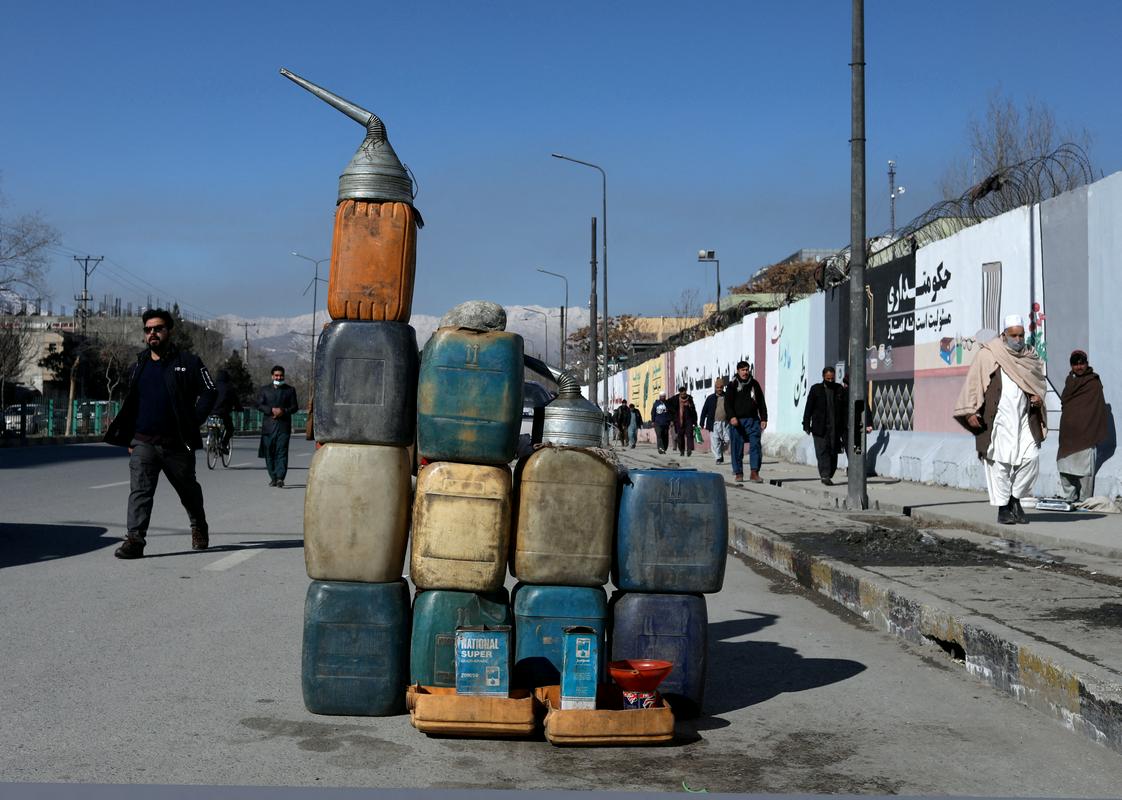 Talibani trdijo, da želijo po prevzemu oblasti stabilizirati državo. Foto: Reuters