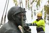 Odstranjevanja sovjetskih kipov: na Finskem umaknili še zadnji Leninov kip