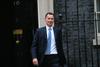 Novi britanski finančni minister napoveduje dvig nekaterih davkov