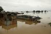 V poplavah v Nigeriji umrlo več kot 600 ljudi, uničenih več kot 200.000 domov