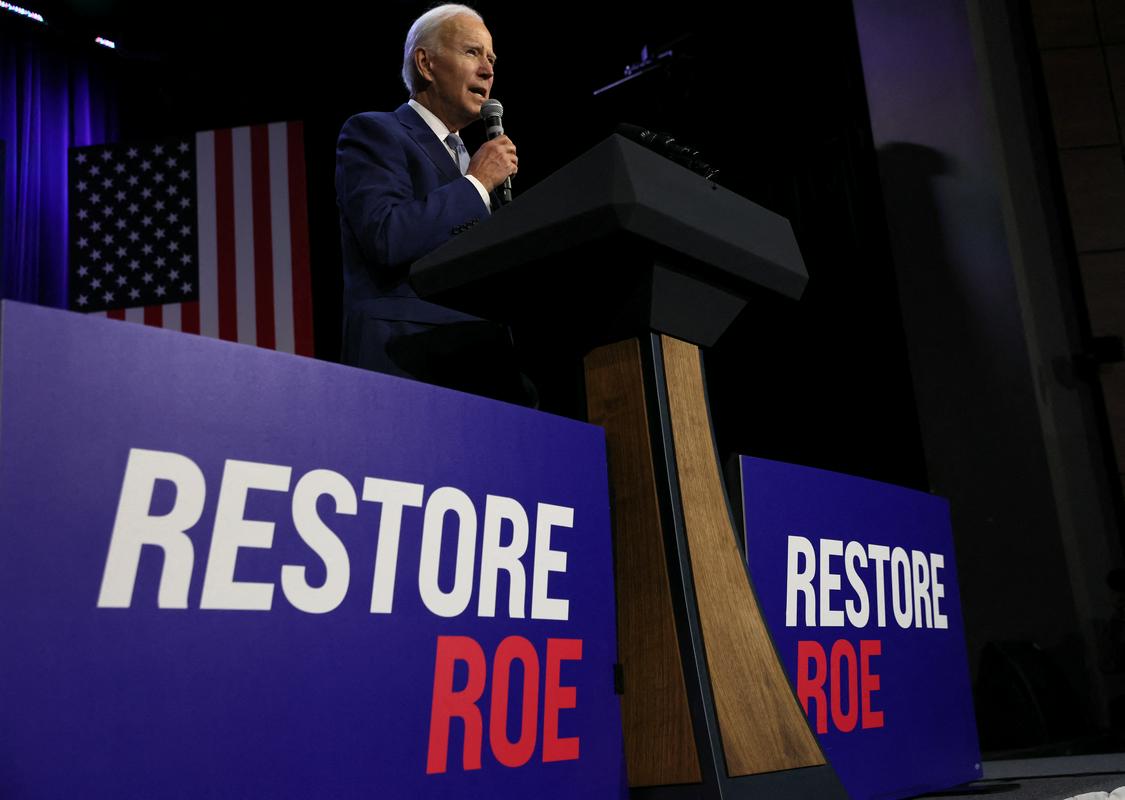 Biden je v Washingtonu nagovoril demokratske privržence. Foto: Reuters