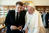 Macron po srečanju z Meloni še na zasebno avdienco pri papežu