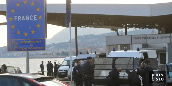 La France a introduit des contrôles à la frontière avec l’Italie après un différend sur les réfugiés