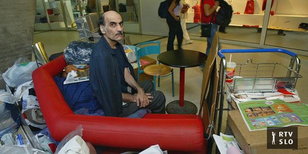 Un Iranien qui a vécu dans un aéroport français pendant des années y est retourné et est décédé d’une crise cardiaque