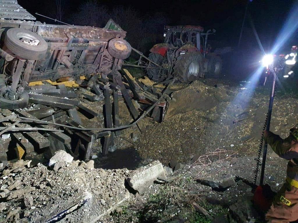 Raketa je padla na kmetijo v poljski vasi Przewodow. Foto: Reuters