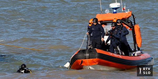 Rettungskräfte auf der Insel Ischia suchen weiterhin nach 11 vermissten Personen