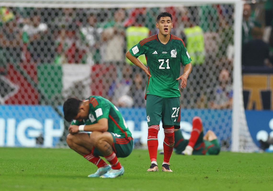 Veliko razočaranje Mehičanov, ki so navdušili na zadnji tekmi v Katarju, toda tretjega gola jim ni uspelo doseči. Foto: Reuters