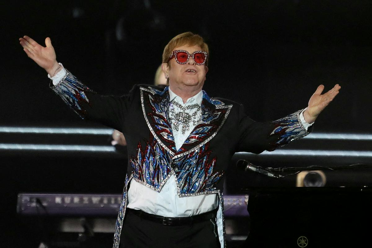 Najbolj dobičkonosna turneja vseh časov: Elton John je presegel Eda Sheerana