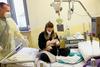 V Nemčiji zmanjkuje postelj v otroških bolnišnicah zaradi vala okužb z virusom RSV