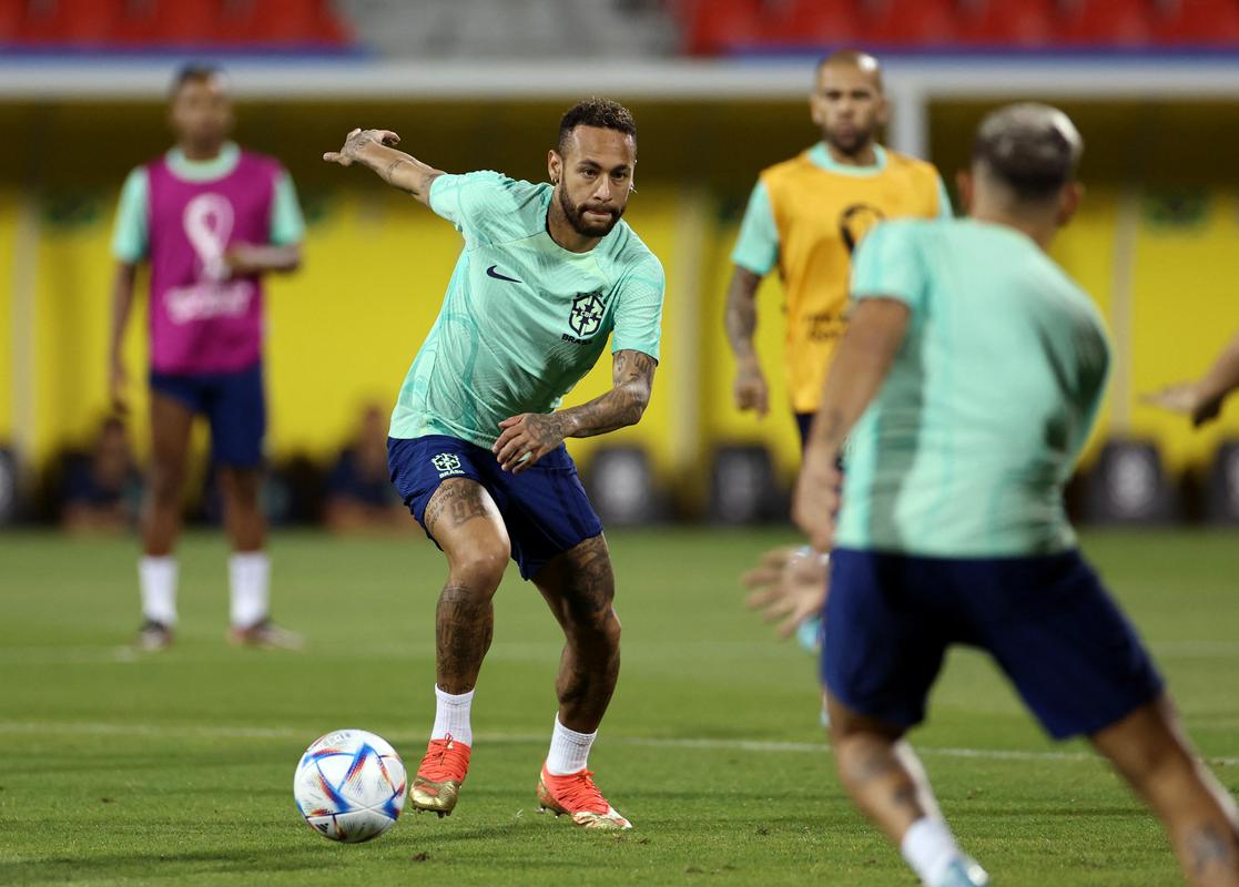 Neymar at Brazil training on Sunday.  Photo: Reuters