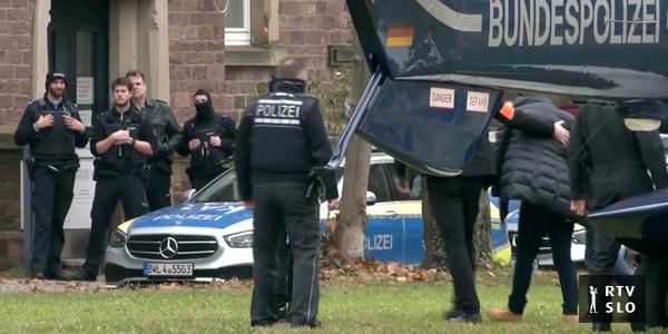 In Deutschland wurden Extremisten festgenommen, die angeblich einen Anschlag auf das Parlament und einen Putsch vorbereiteten