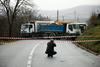 Nemški veleposlanik na Kosovu pozval k umiku barikad na severu države