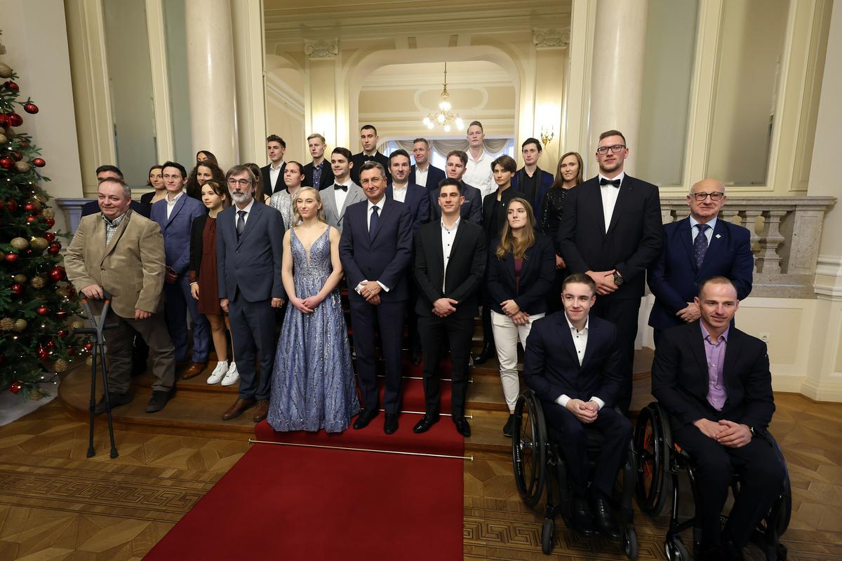 Športniki na sprejemu pri predsedniku republike. Foto: BoBo/Borut Živulović