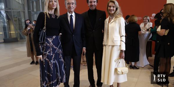 Bernard Arnault renforce l’empire familial : sa fille Delphine à la tête de Dior