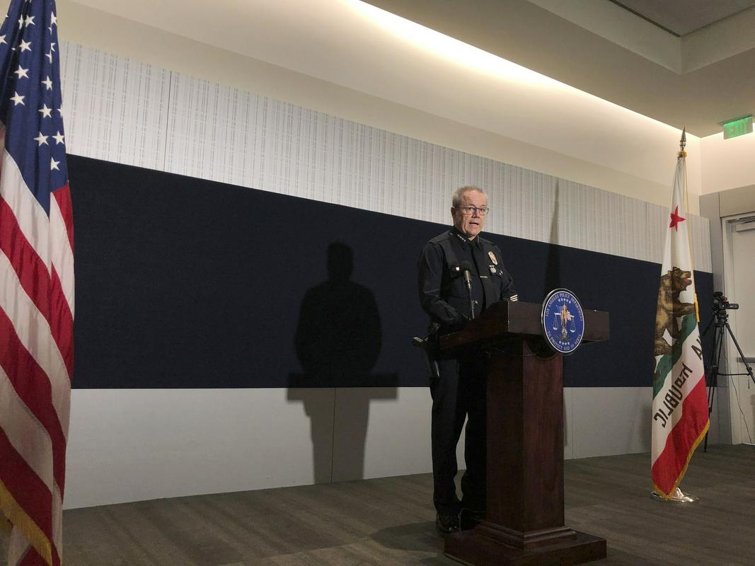 Načelnik LAPD-ja Michel Moore je povedal, da so posnetke telesne kamere zaradi izjemnega zanimanja javnosti objavili predčasno. Foto: AP