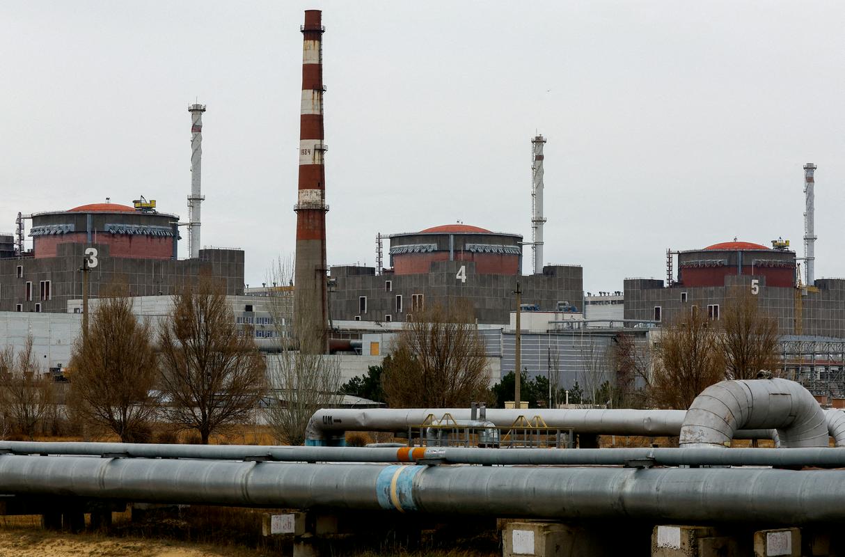 Jedrska elektrarna Zaporožje je pod nadzorom ruskih sil. Foto: Reuters