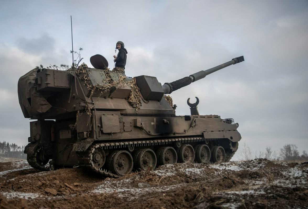Polish krab howitzers supplied by Warsaw to Ukrainian forces are on the battlefield in eastern Ukraine.  Photo: Reuters