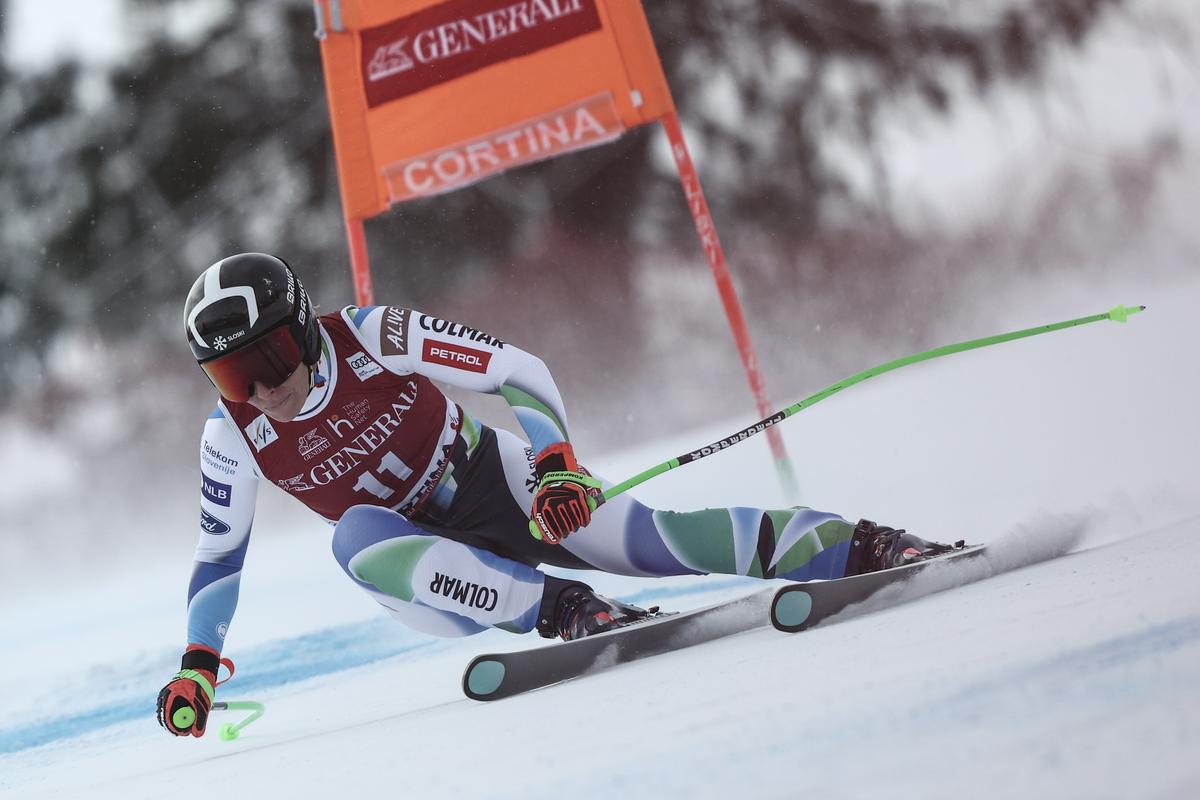 Ilka Štuhec je drugič v sezoni osvojila drugo mesto. Prvič to zimo je na stopničkah stala po drugem smuku v St. Moritzu. Foto: AP