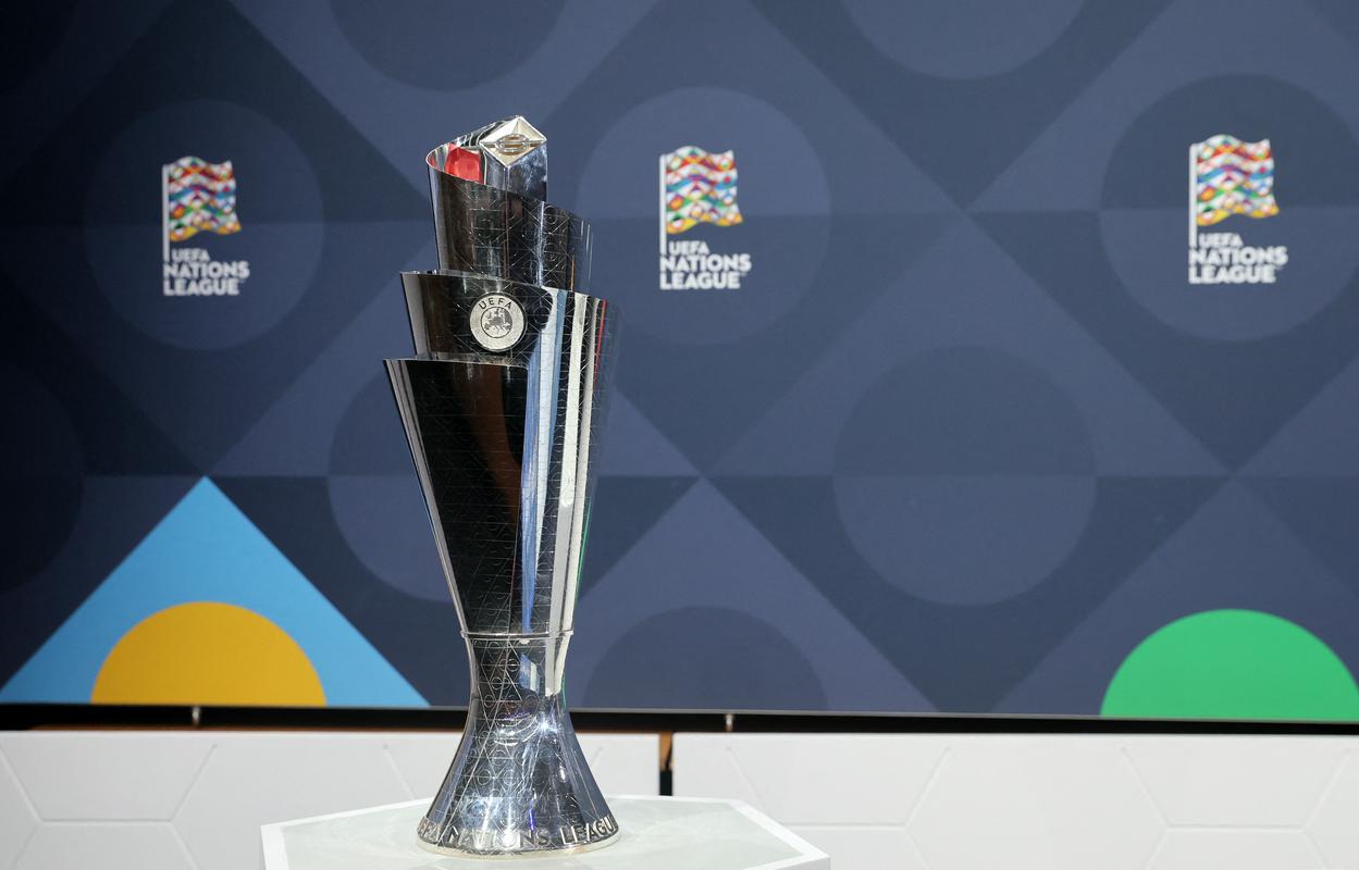Pokal za zmago v Ligi narodov. Foto: Reuters