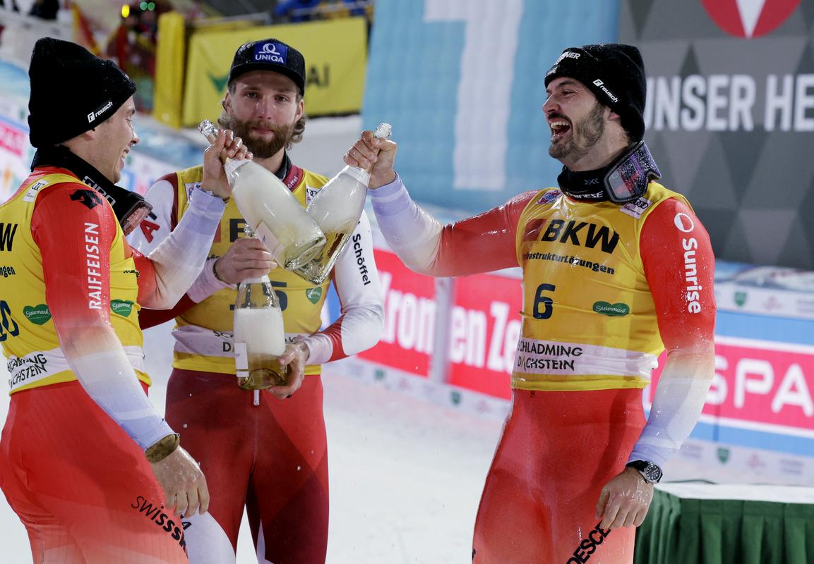 Gino Caviezel, Marco Schwarz in Loic Meillard. Foto: Reuters
