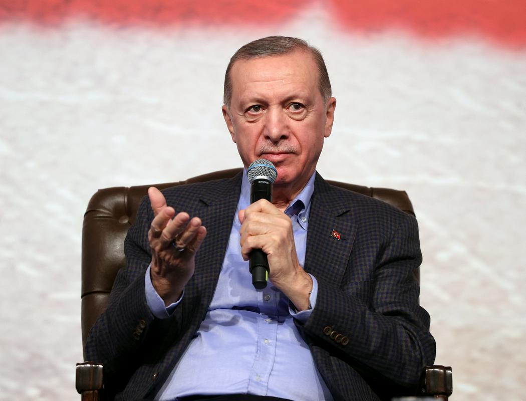 Erdogana maja čakajo predsedniške volitve, na katerih je težko napovedati izid. Foto: Reuters