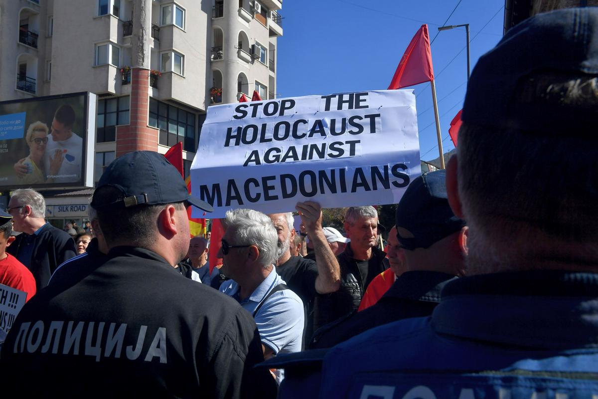 Bolgarija znova grozi z blokado Severne Makedonije na poti v EU