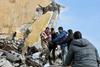 Sale ad oltre 5.000 vittime il bilancio del sisma in Turchia