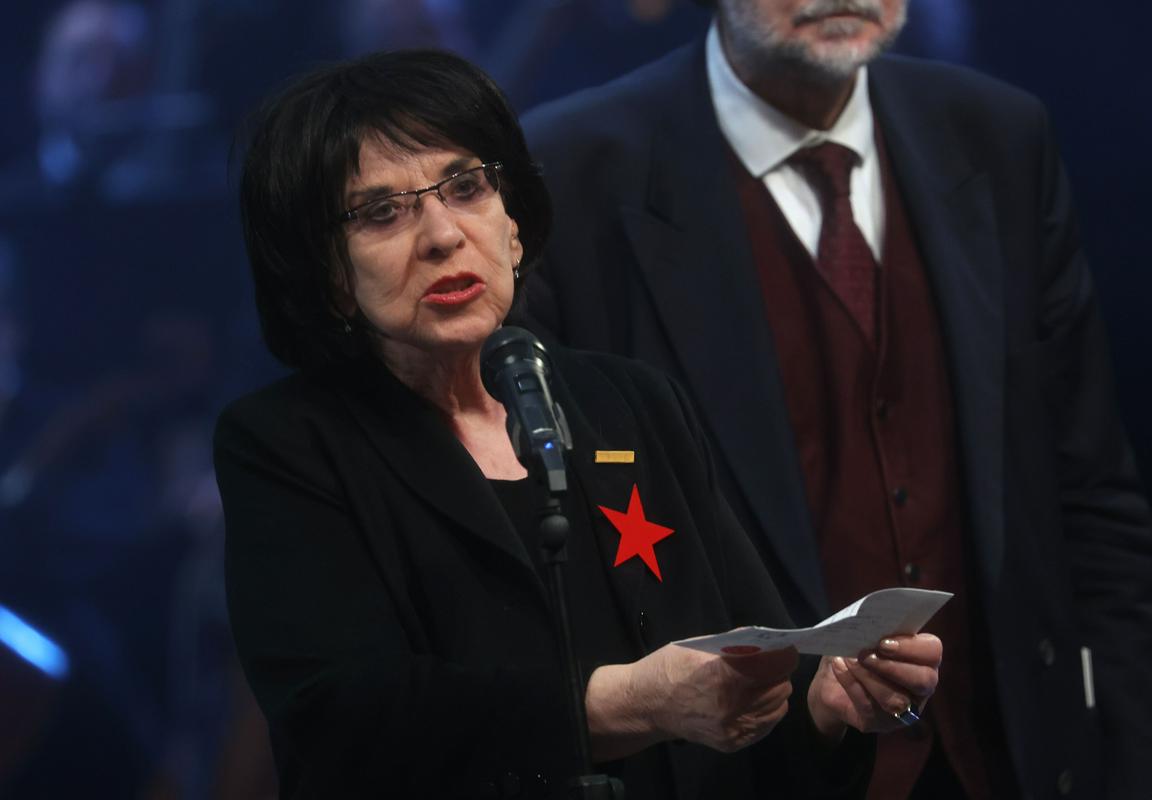 Dogovor, da bi Svetlani Makarovič leta 2000 podeljeno Prešernovo nagrado izročili na letošnji osrednji proslavi ob kulturnem prazniku 7. februarja, ni bil dosežen. Foto: BoBo