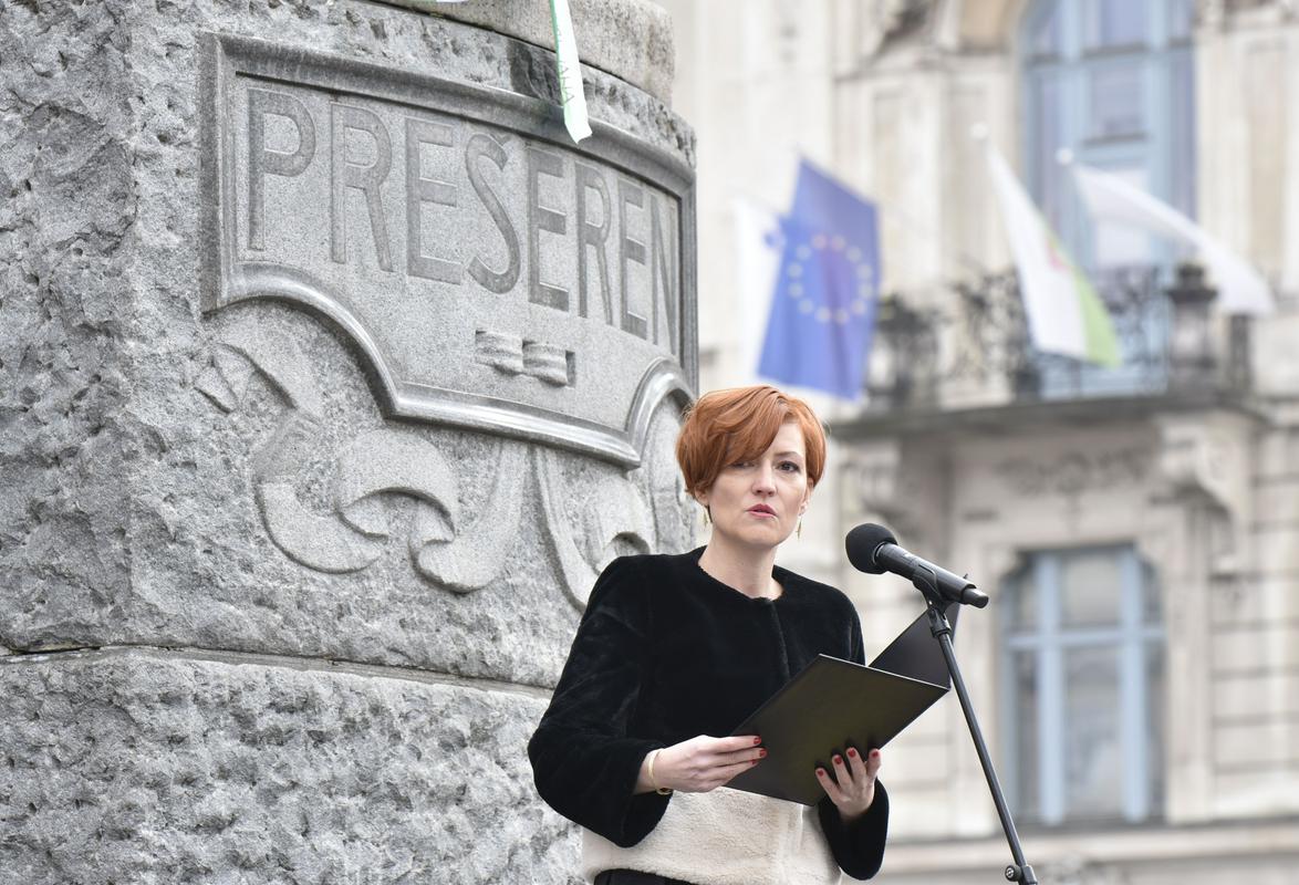Ministrica Asta Vrečko je med drugih povedala, da ni zanemarljivo dejstvo, da imamo v Sloveniji državni praznik kulture. Foto: BoBo