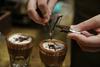 (Pre)drzna poteza – ameriška veriga kavarn skuša Italijane navdušiti za kavo z olivnim oljem