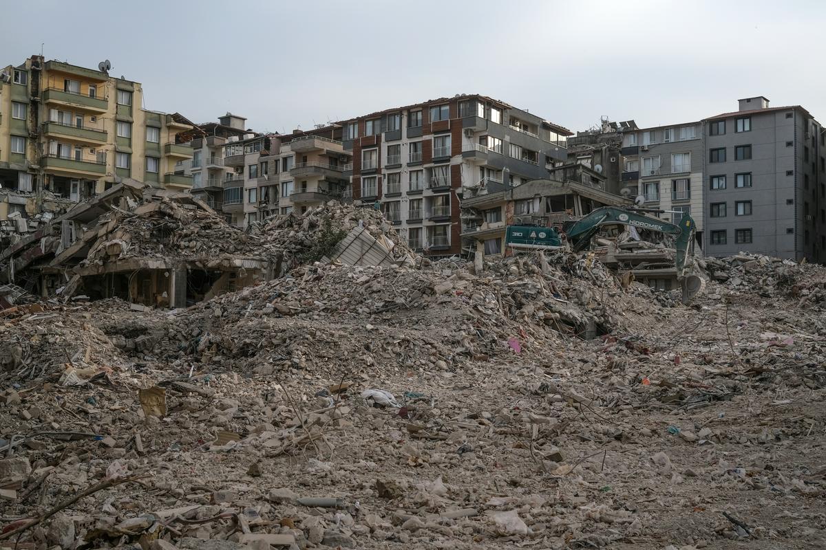 V Turčiji je potres uničil več kot 200.000 zgradb. Foto: EPA