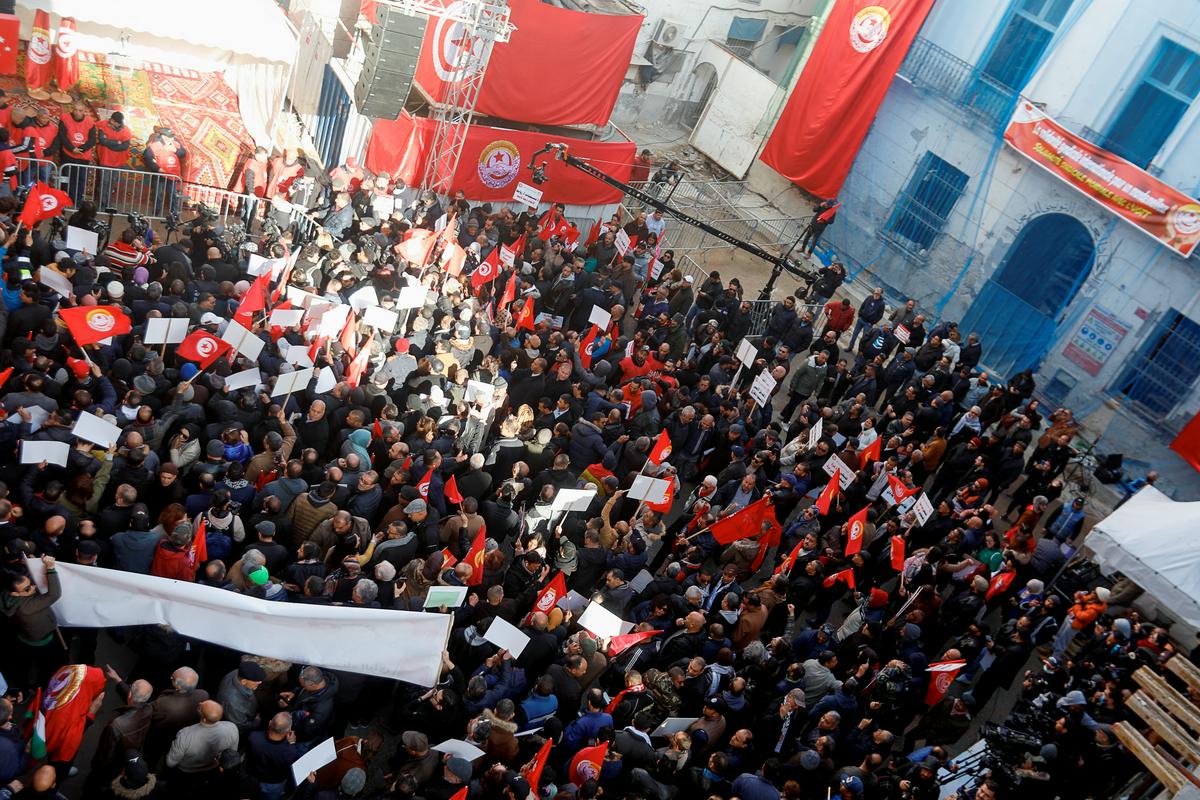 Protesti proti predsedniku Sajedu. Foto: Reuters