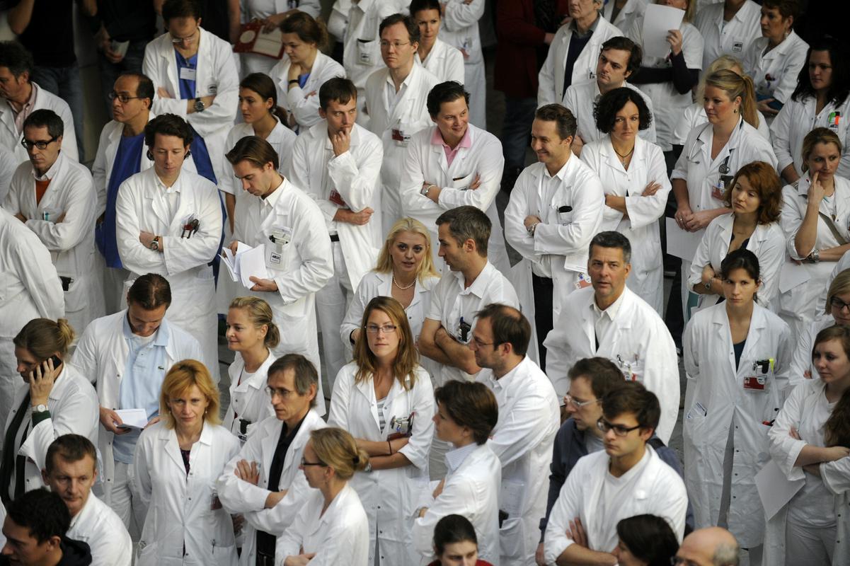 Glavni stavkovni odbor Fidesa je odločil, da zdravniške stavke ne bo
