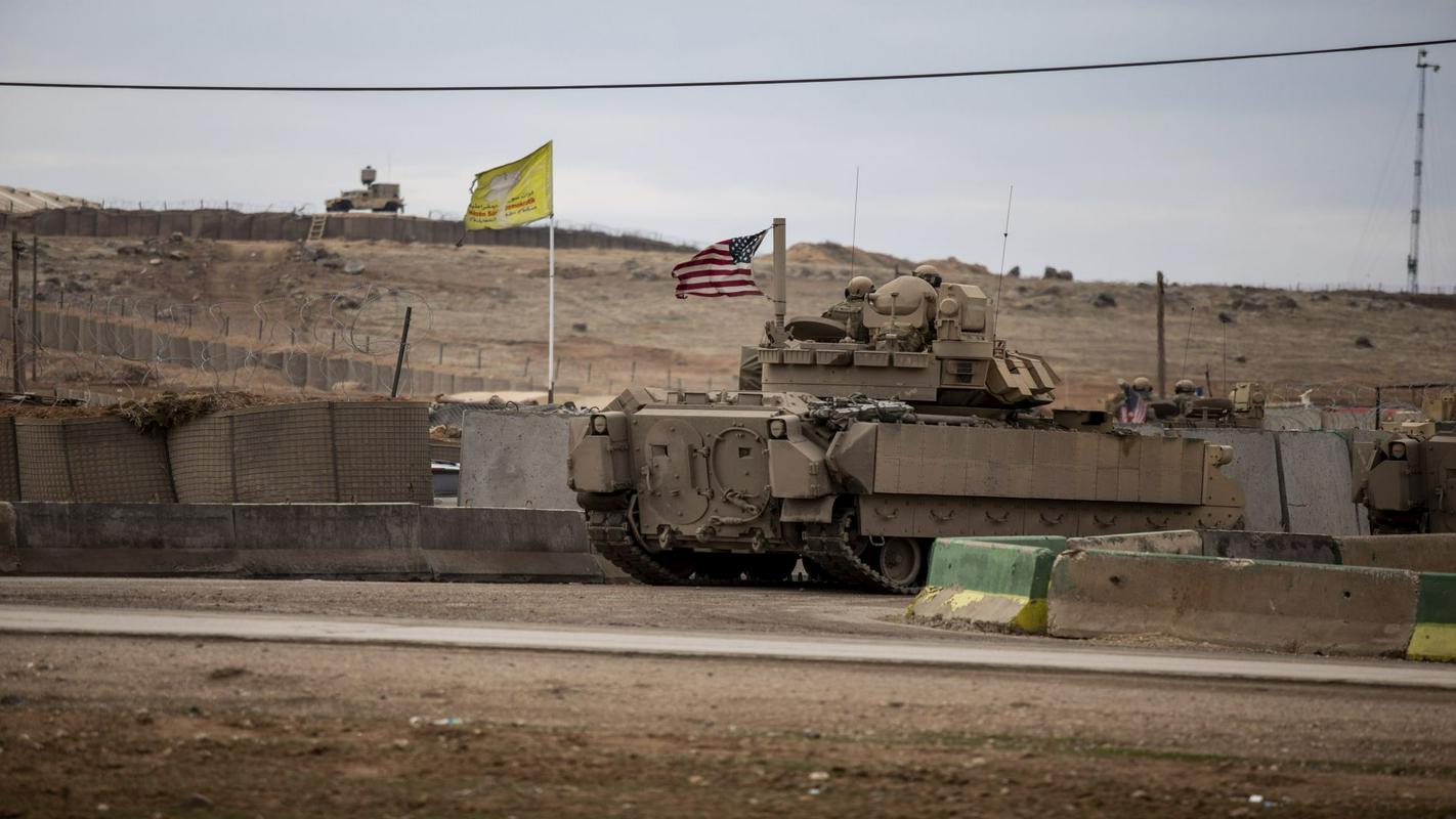 V Siriji je še približno 900 ameriških vojakov. Foto: AP